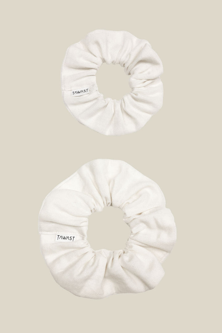 新品未使用 LINEN MEDIUM SCRUNCHIE ホワイト Scrunchie in textured linen